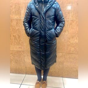 A&F ultra vegan long puffer